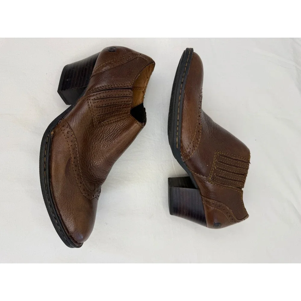 Born Brown‎ Leather Wingtip Shooties Block Heel Ankle Booties W82419 Size 8/39